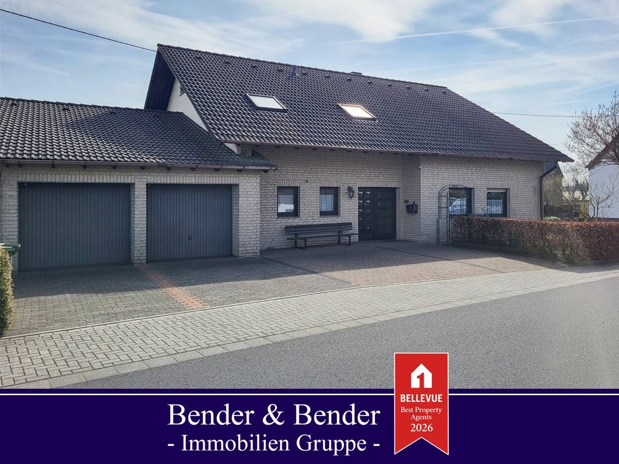 Thumbnail-Freistehendes Einfamilienhaus mit barrierefreiem Erdgeschoss, Doppelgarage und großem Garten!