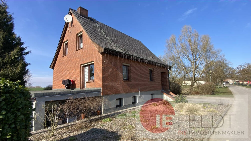 Thumbnail-Wohnen im Grünen: Einfamilienhaus mit Garage, Keller und großzügigem Garten in Vogelsang