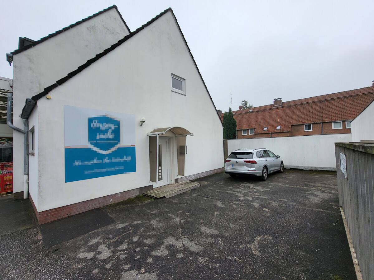 Thumbnail-Zentrale Büro-Praxis-Schulungsräume mit PKW-Stellplätzen in St. Lorenz Nord Ziegelstraße