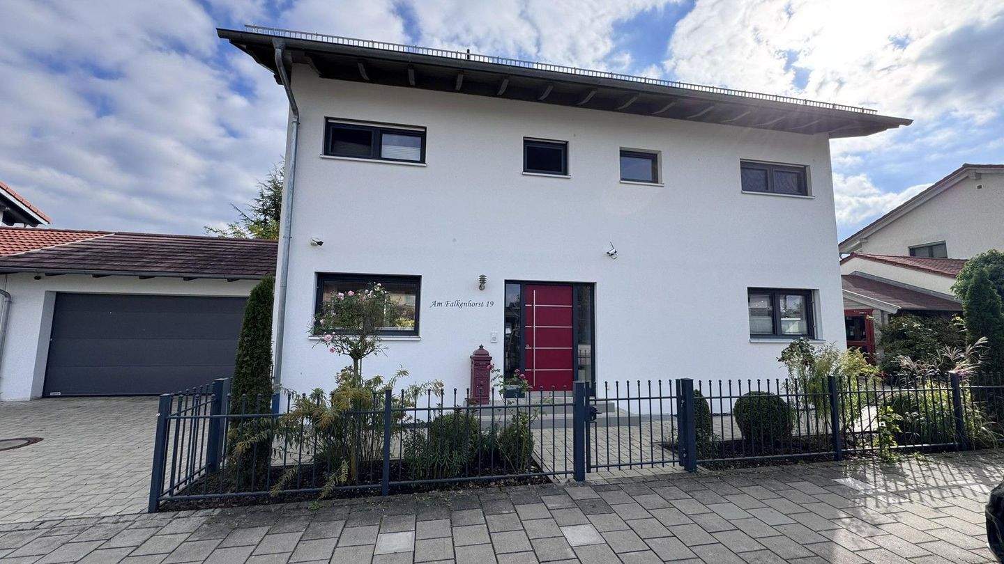 Thumbnail-Luxuriöses Einfamilienhaus mit 7 Zimmern in Hilpoltstein