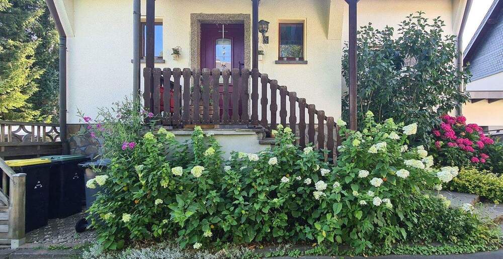 Thumbnail-Gemütliches EinZweifamilienhaus in Windeck-Wilberhofen zu verkaufen