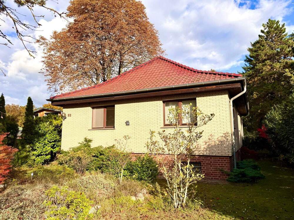 Thumbnail-Familienfreundliches Einfamilienhaus mit Terrasse, Garten und zusätzlicher Bebauungsmöglichkeit