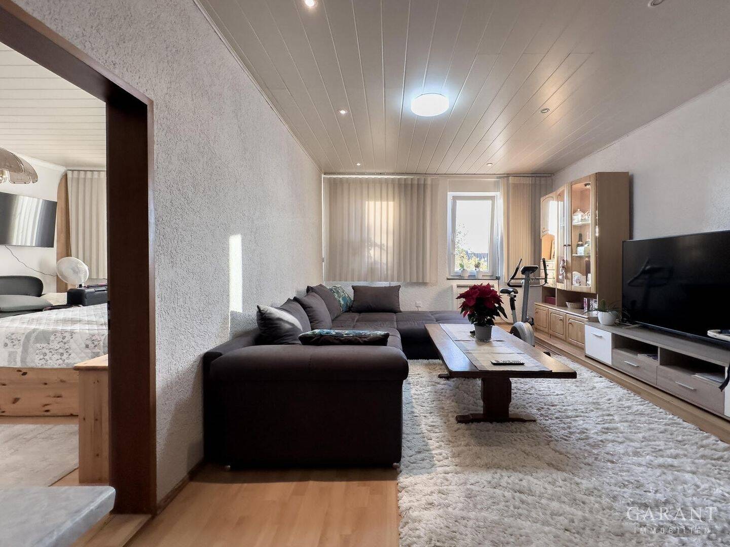 Thumbnail-*** Attraktive 3 Zimmer-Wohnung mit großer Dachterrasse in Frankenthal ***