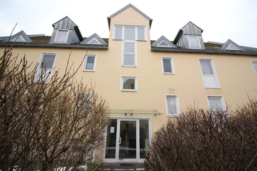 Thumbnail-Vermietete 1,5-Zimmer-Wohnung mit Balkon, Stellplatz und Kellerabteil