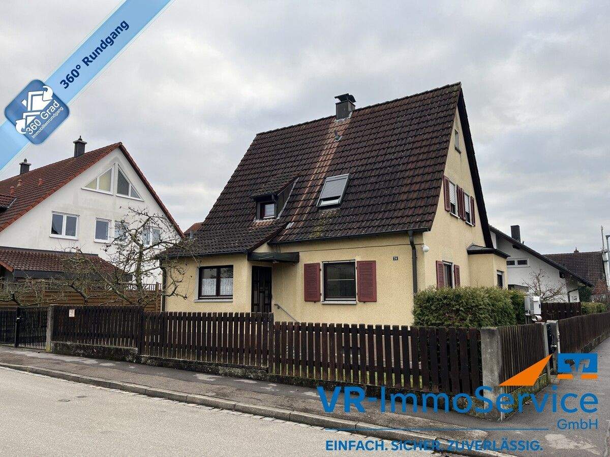 Thumbnail-Ihr neues Zuhause wartet auf Sie - Wohnhaus mit Garten und Garagen in Roth!