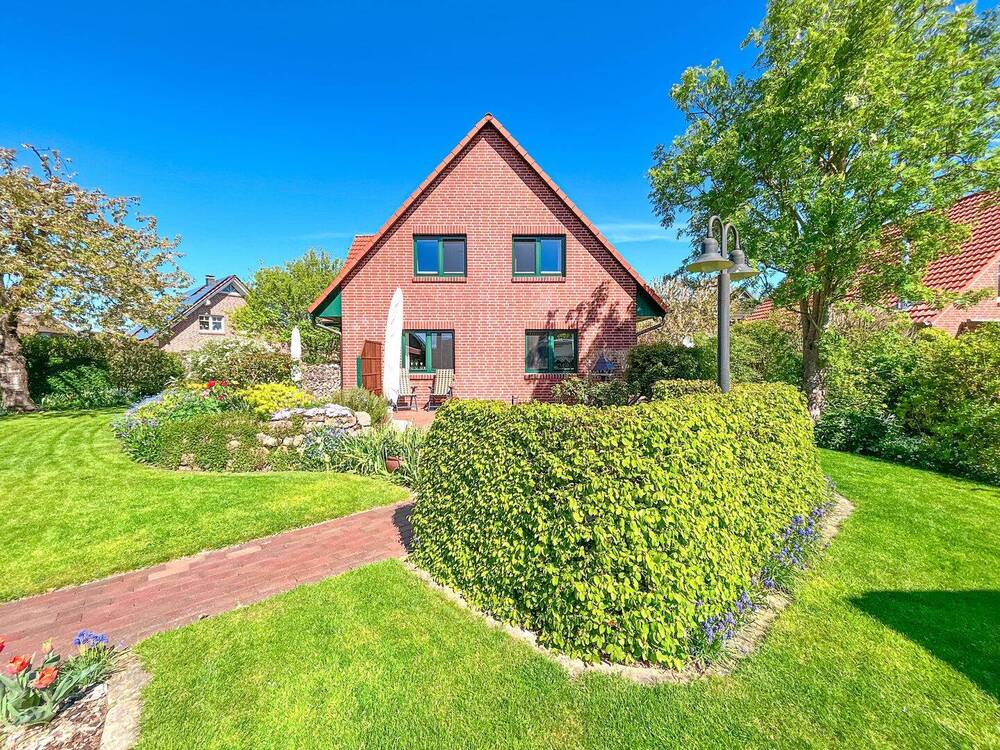 Thumbnail-RESERVIERT! EINZIEHEN UND WOHLFÜHLEN: EINFAMILIENHAUS MIT MODERNER TECHNIK IN TOP-LAGE VON SITTENSEN