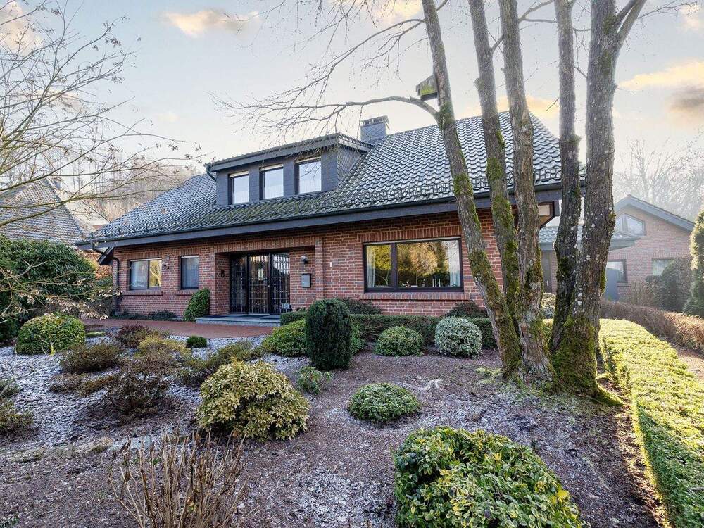 Thumbnail-Besonderer Charme - Einfamilienhaus mit großzügigem Grundstück in bester Lage von Wellingholzhausen!