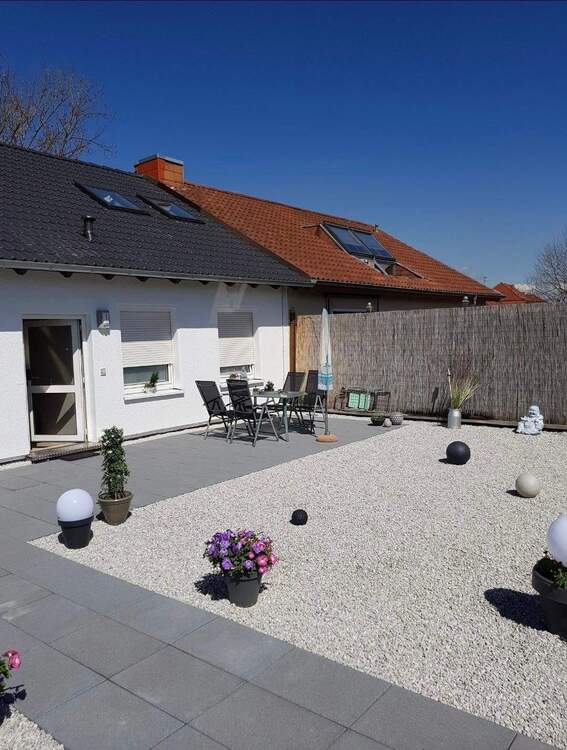 Haus Terrasse.jpg