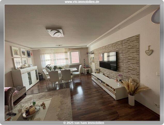 Thumbnail-+++ZDF- nah, großzügiges Wohnhaus in Essenheim+++