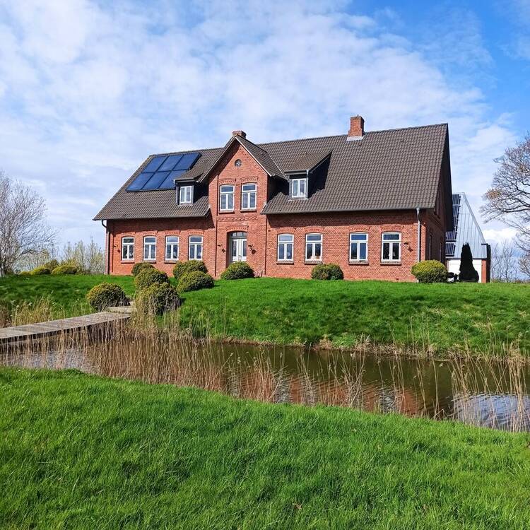 Thumbnail-Ein außergewöhnliches Anwesen in Alleinlage vor den Toren von Sylt ist für Sie vorbereitet. Neuer Preis!