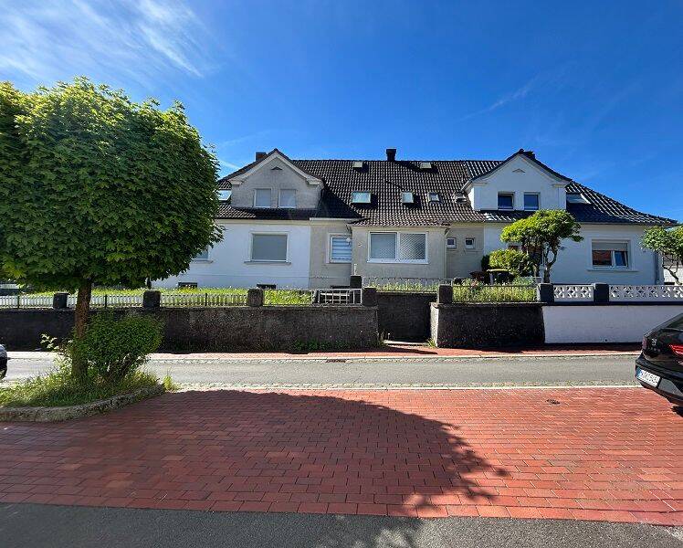 Thumbnail-Sehr gepflegtes Reihenmittelhaus mit Terrasse und schönem Garten nahe Kluser Platz…