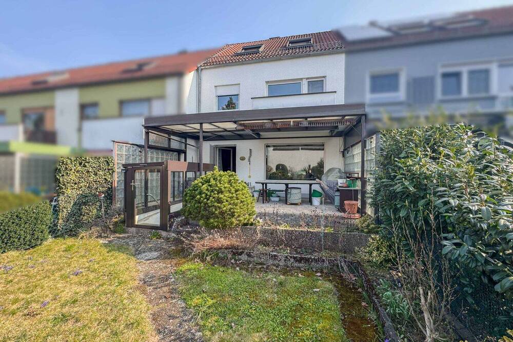 Thumbnail-Gepflegtes Reihenmittelhaus mit Garten in ruhiger Lage von Nürnberg-Laufamholz