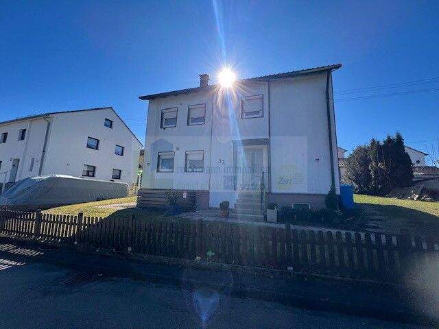 Thumbnail-Provisionsfrei! Zweifamilienhaus mit Reihengarage in Albstadt-Onstmettingen