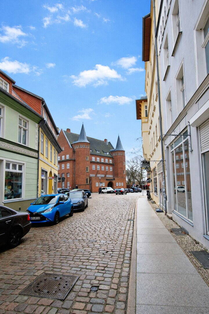 Thumbnail-Charmante 3 Zimmer Wohnung im Herzen der Stralsunder Altstadt zu vermieten