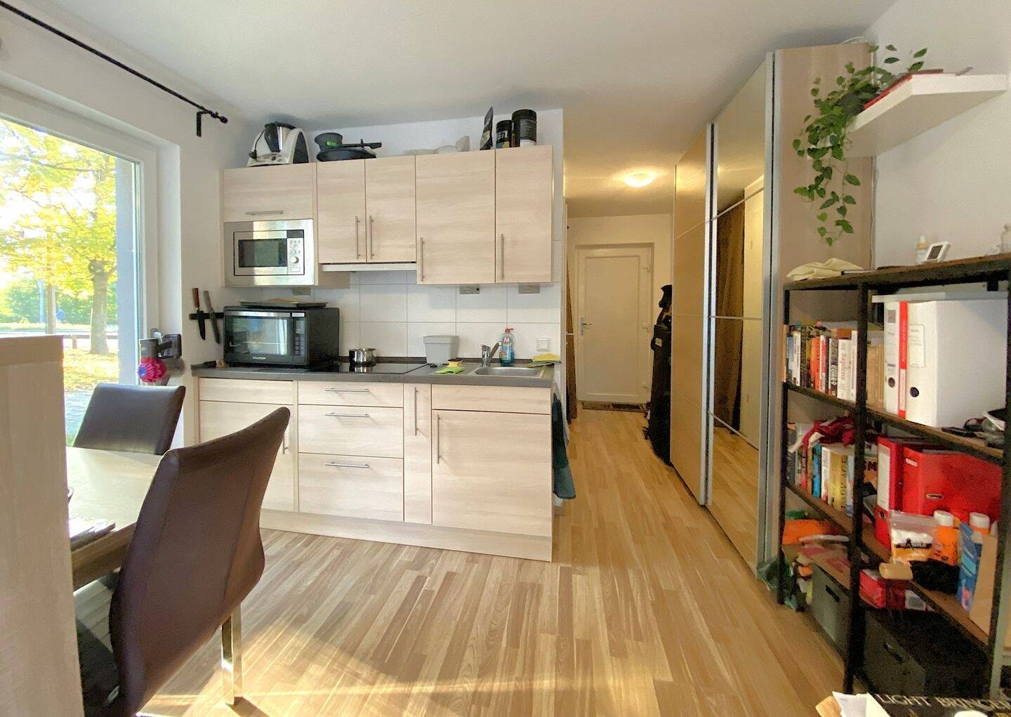 Thumbnail-Neuwertiges 1-Zimmer Apartment mit Terrasse und PKW-Stellplatz