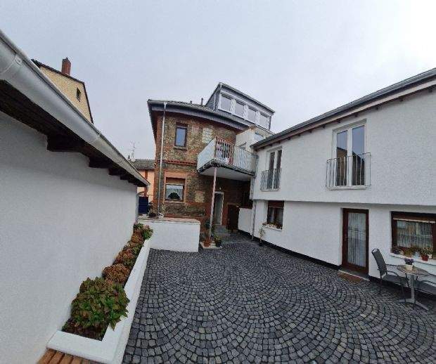 Thumbnail-****TOP kreativ gestaltete Wohneinheit ab sofort ***