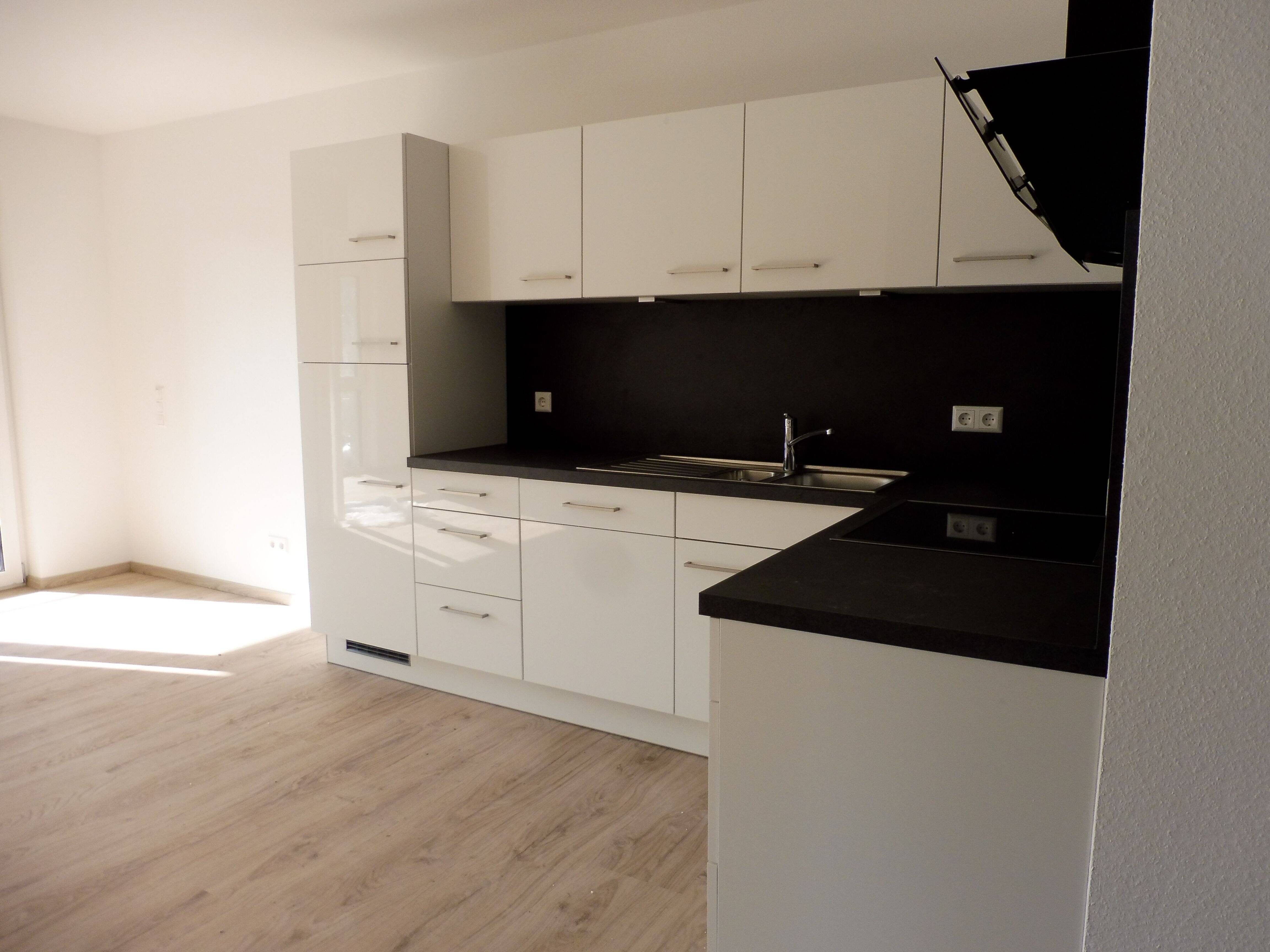 Thumbnail-2 12 Zimmer-Wohnung in zentraler Lage mit Wohnberechtigungsschein