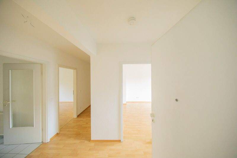 Thumbnail-Adlershof - Bezugsfreie 3-Zi-Whg mit Balkon, EBK und PKW-Stellplatz