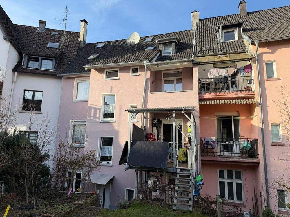 Thumbnail-Gepflegtes Mehrfamilienhaus mit Mietsteigerungspotenzial