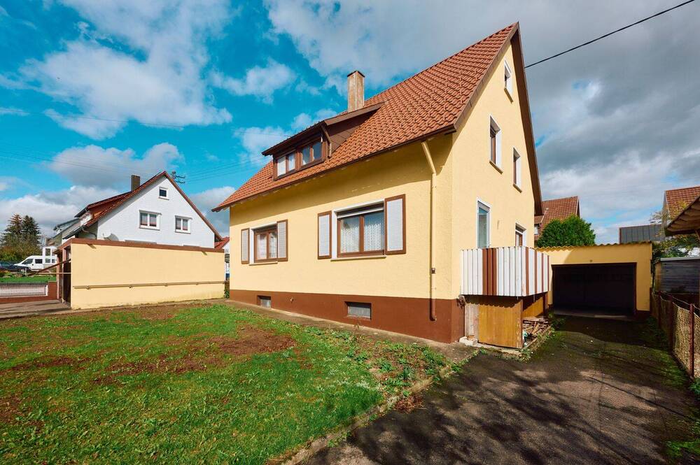 Thumbnail-Charmantes 1-2 Familienhaus in schöner Wohnlage von Villingendorf