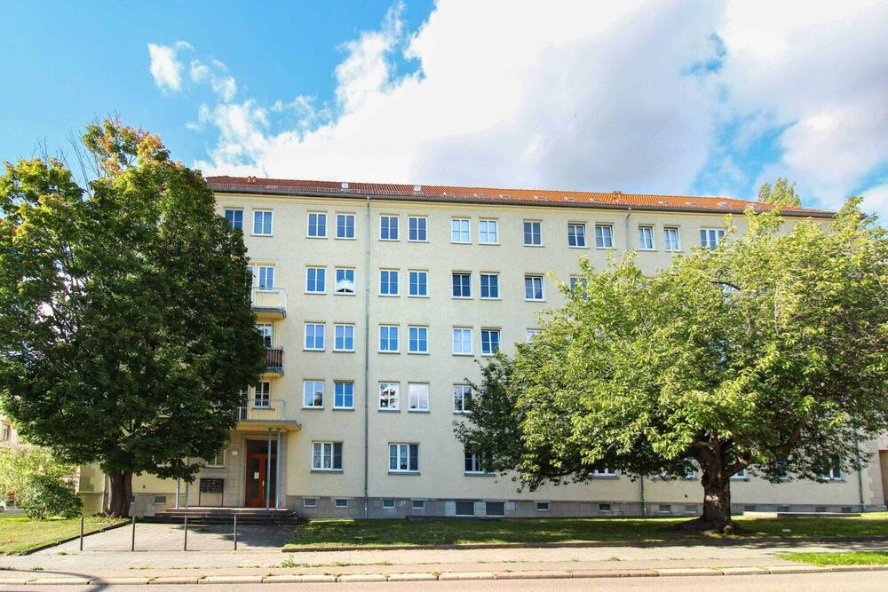 Thumbnail-*Investment* 1-Zi.-Apartment mit Balkon, Tageslichtbad in zentrumsnaher Lage