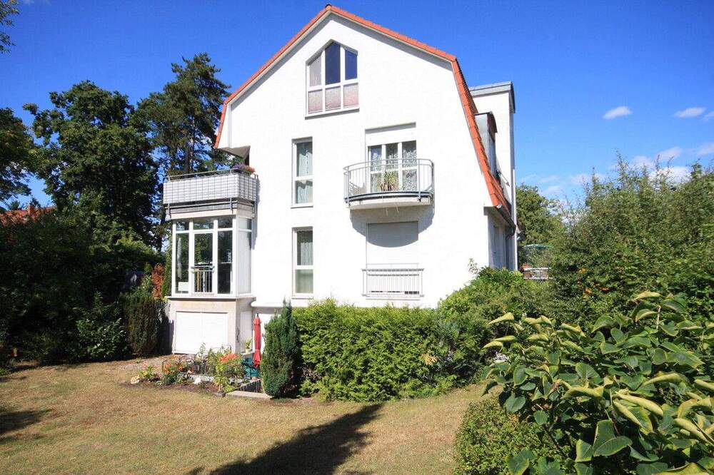 Thumbnail-Lichtdurchflutete 3-Zimmer-Dachgeschoss-Maisonette mit Garten in begehrter Lage