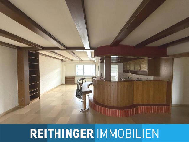Thumbnail-großzügige Büro-Praxisfläche mit Stellplatz und Garage