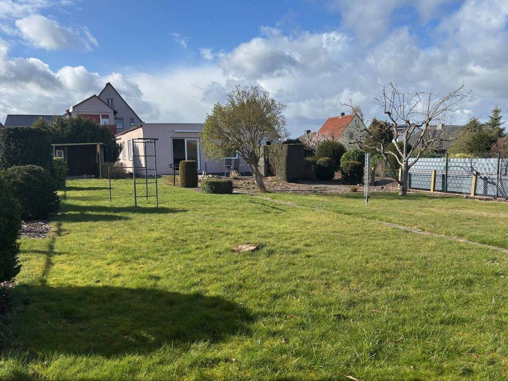 Thumbnail-~~3 Zimmer Bungalowanbau mit großem Garten!!~~