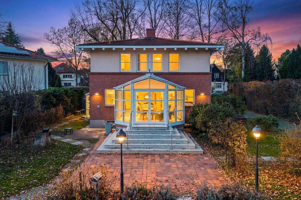 Thumbnail-Hochkarätiges Architektenhaus auf parkähnlichem Gartengrundstück im Herzen von Falkensee-Finkenkrug