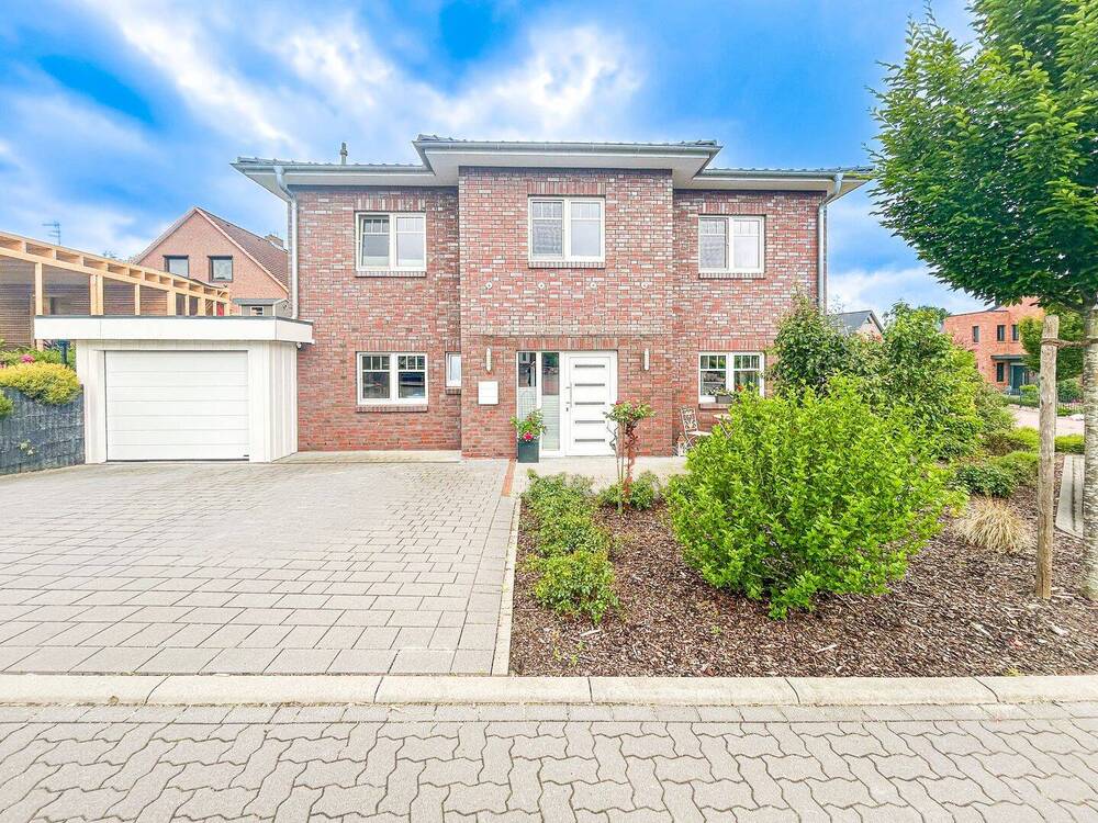 Thumbnail-MODERNES EINFAMILIENHAUS MIT GROßZÜGIGEM RAUMKONZEPT UND SCHÖNEM GARTEN IN BLIEDERSDORF