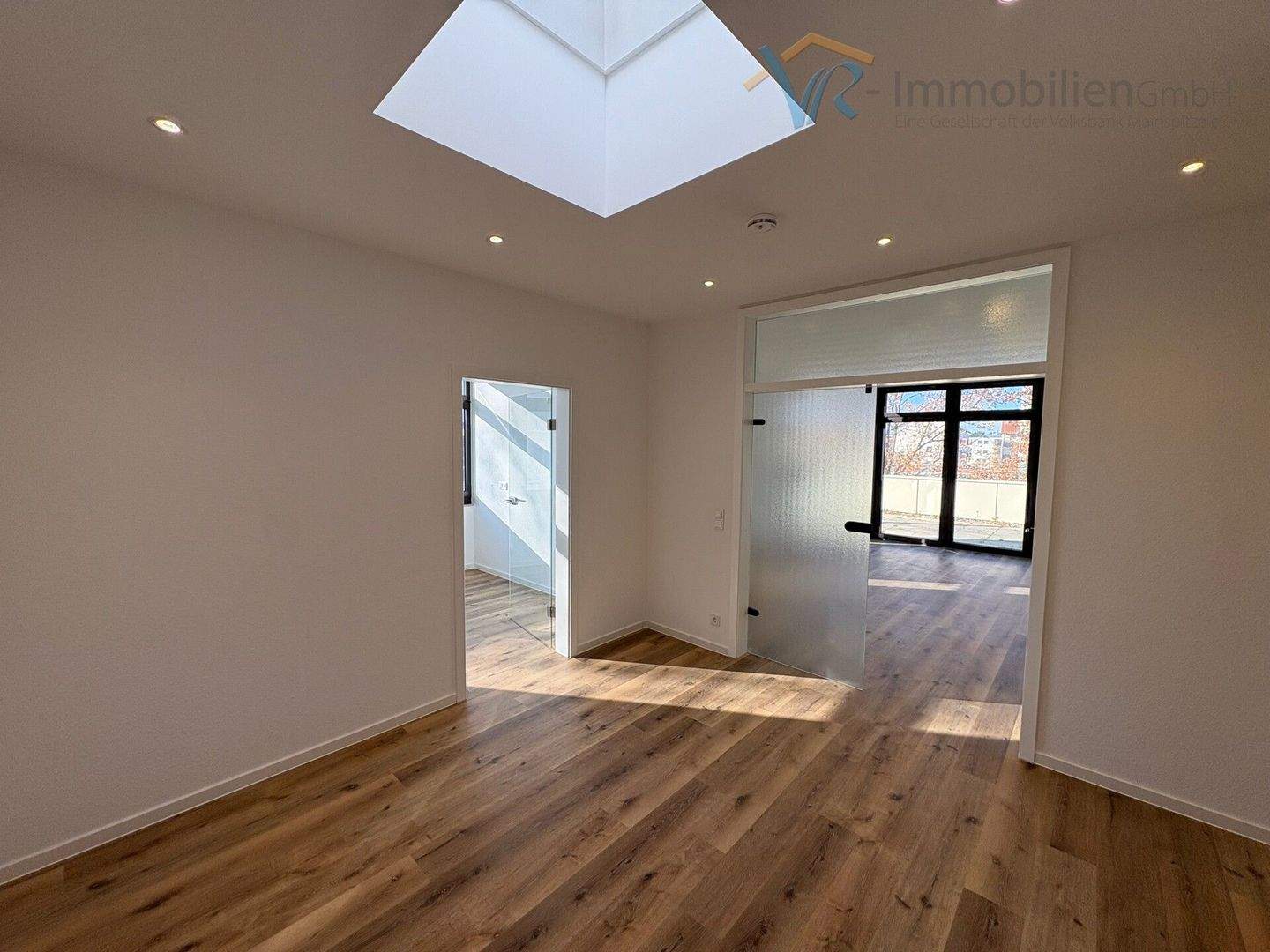 Thumbnail-Schicke 3,5 Zimmerwohnung mit Dachterrasse in Gustavsburg zu vermieten