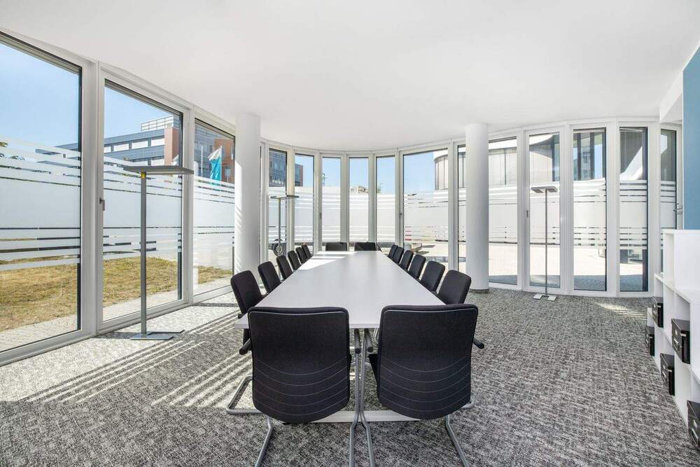 Thumbnail-Großraumbüros für 10 Personen in Regus Airport City