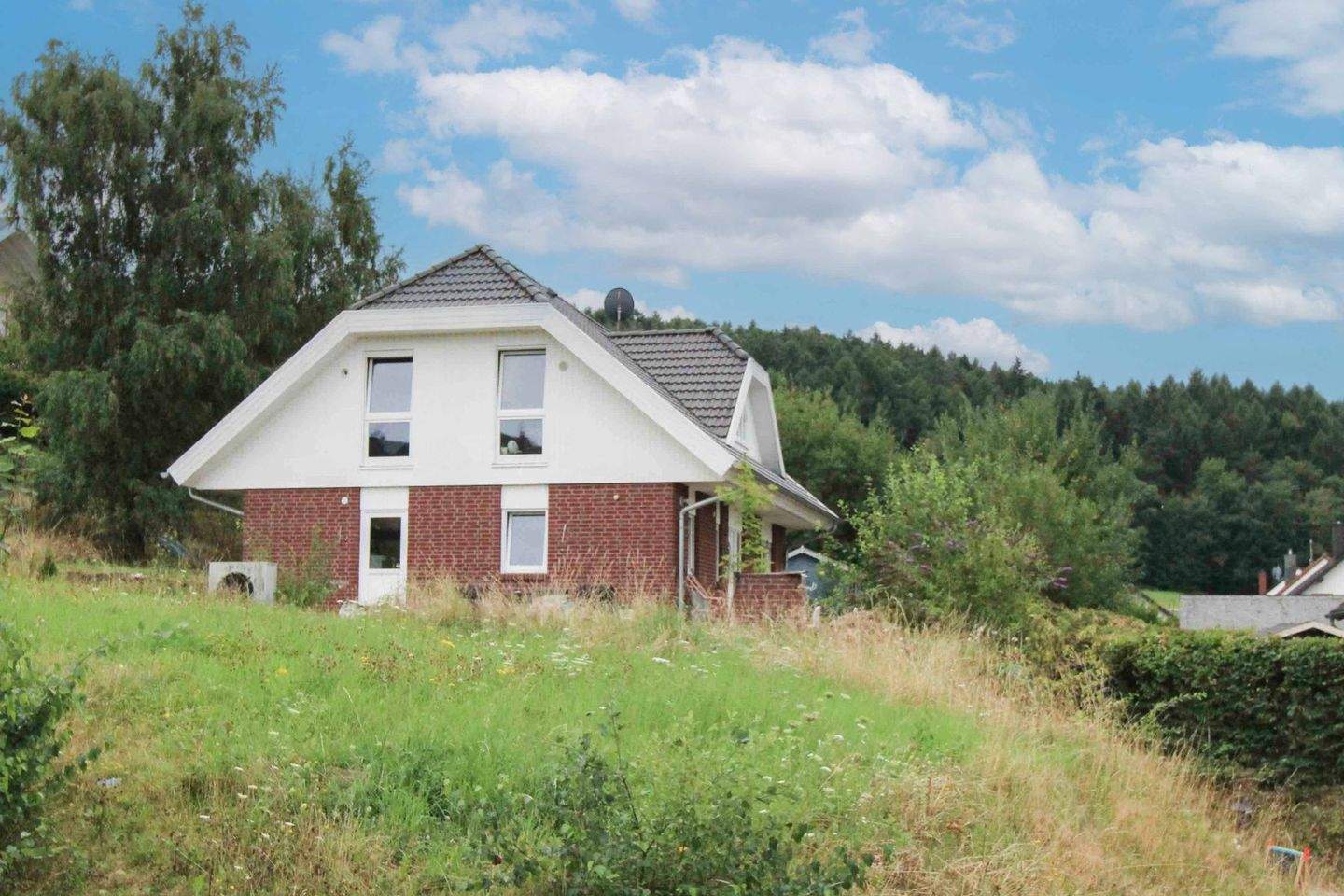 Thumbnail-Familien-Eigenheim mit tollem Garten in Farschweiler
