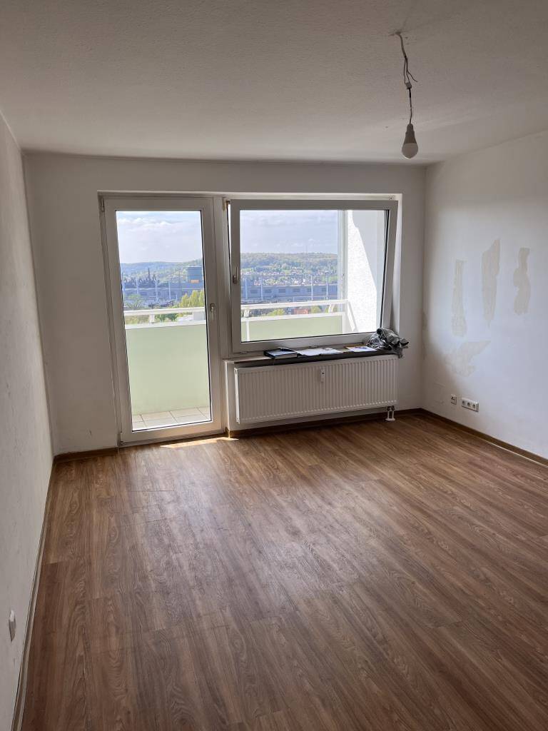 Thumbnail-Wohnung mit Loggia, wenige Gehminuten zum Stadtwald und Schillerpark in Völklingen, Nordring 71
