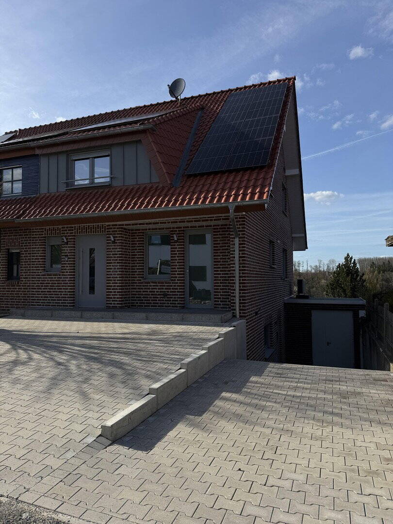 Thumbnail-Neubau Doppelhaushälfte als Wohnung zu verkaufen KFW40 QNG zukunftssicher