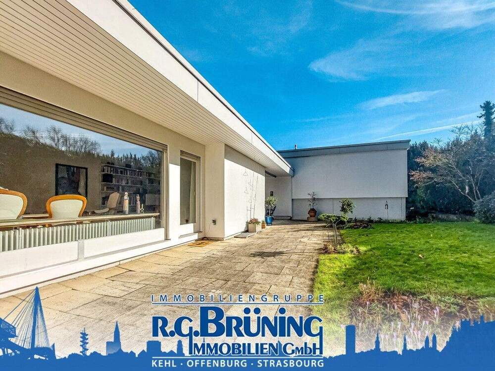 Thumbnail-Großer Bungalow mit 1.171 m² Grundstück in Offenburg-Ost