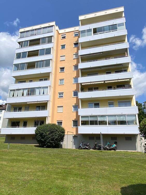 Thumbnail-Lichtdurchflutete gepflegte 3-Zi Wohnung mit Südbalkon