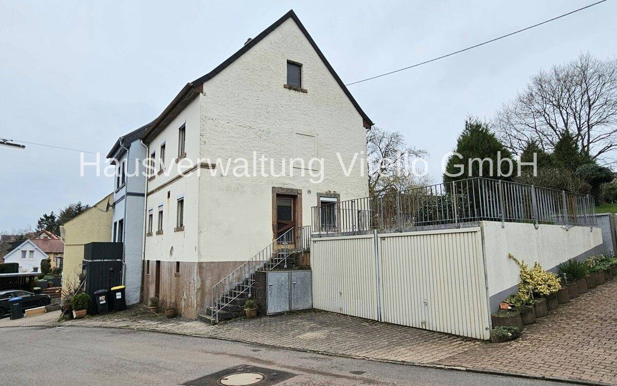 Thumbnail-Handwerkertraum mit Perspektive - EFH mit Garten und zwei Garagen!