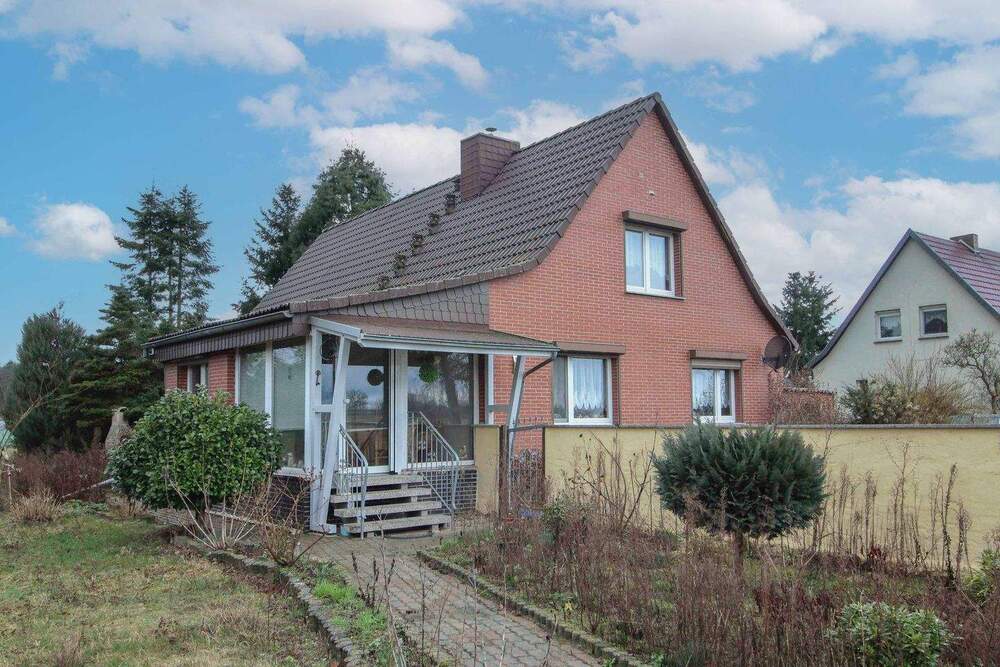 Thumbnail-Charmantes Einfamilienhaus in Grieben - Wohnen im Grünen mit Kamin und 1.389 m² Grundstück