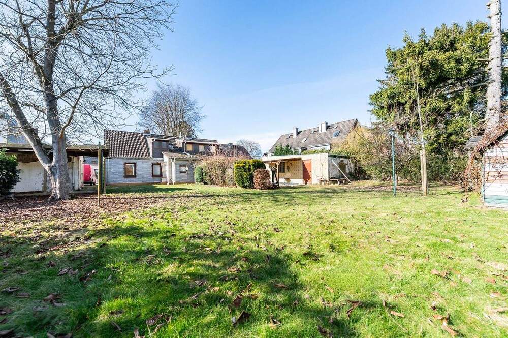 Thumbnail-Großzügiges Baugrundstück in gewachsener Wohnlage von Hamburg-Rahlstedt