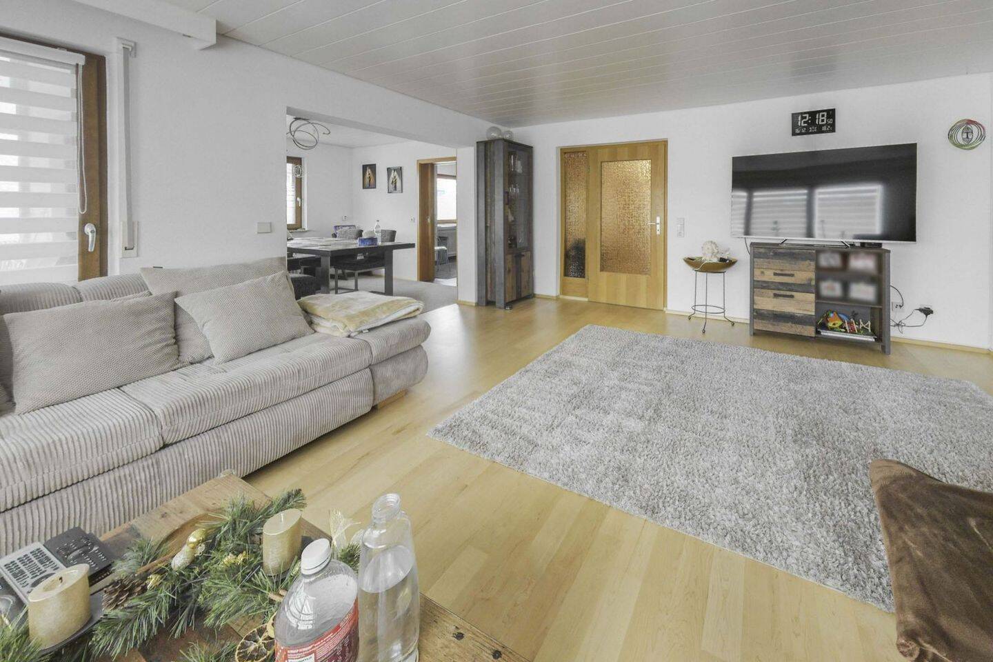 Thumbnail-Willkommen zuhause: Gepflegtes Einfamilienhaus samt Garten, Garage und Hobbyraum