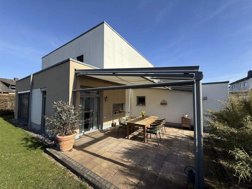 Thumbnail-Einziehen und wohlfühlen! Modernes Einfamilienhaus in beliebter Lage von Kassel-Waldau