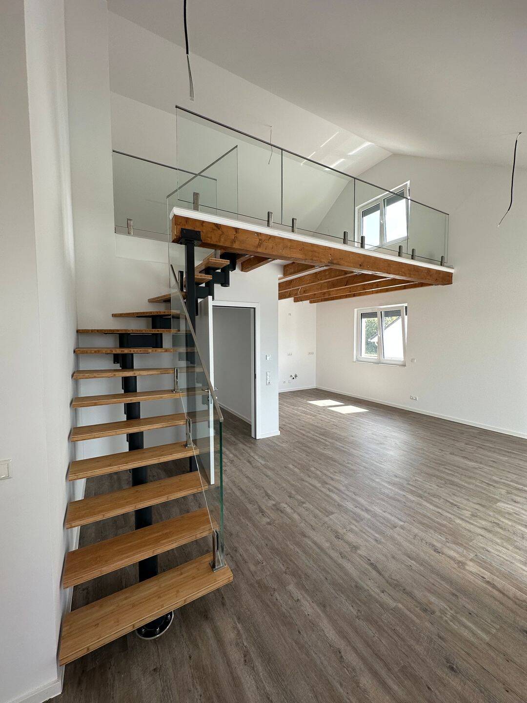 Thumbnail-Verfügbar ab sofort - 2,5 Zimmer mit großzügiger Dachterrasse