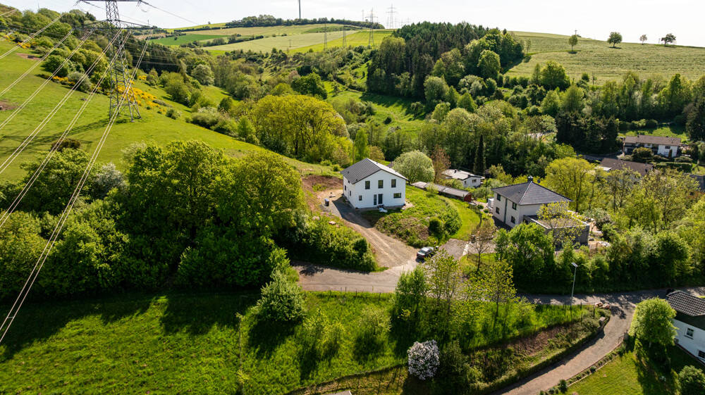 Thumbnail-Hochwertiges Familienhaus in Ruhelage und mit herrlicher Fernsicht! L- Echternach 18min!
