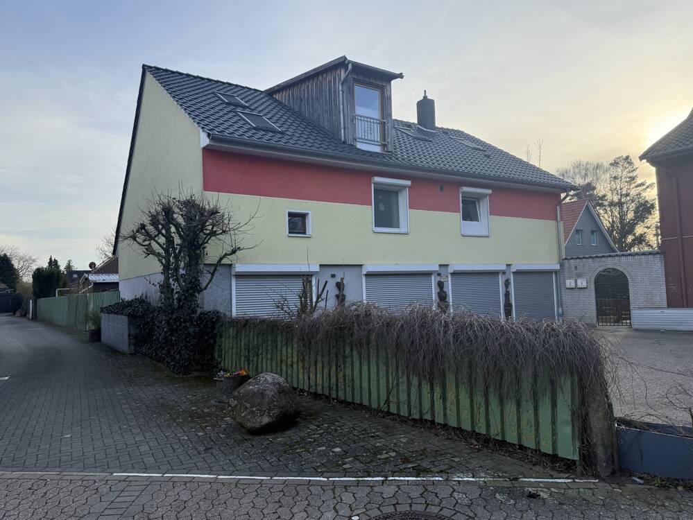 Thumbnail-Ländlich gelegenes Zweifamilienhaus im Stadtteil Horst (Garbsen)
