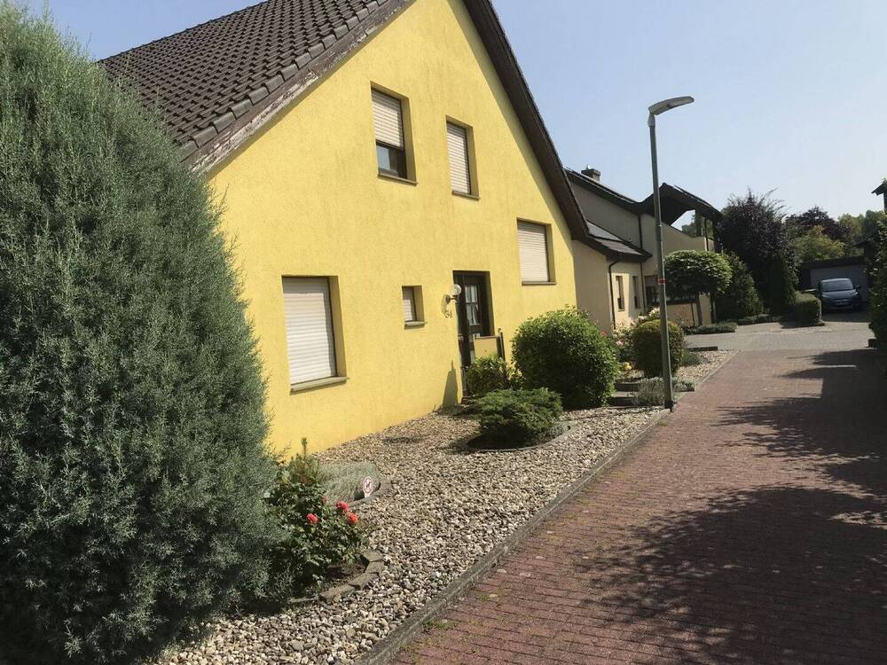 Thumbnail-Großzügiges Einfamilienhaus mit Einliegerwohnung in Top-Lage von Ahlen