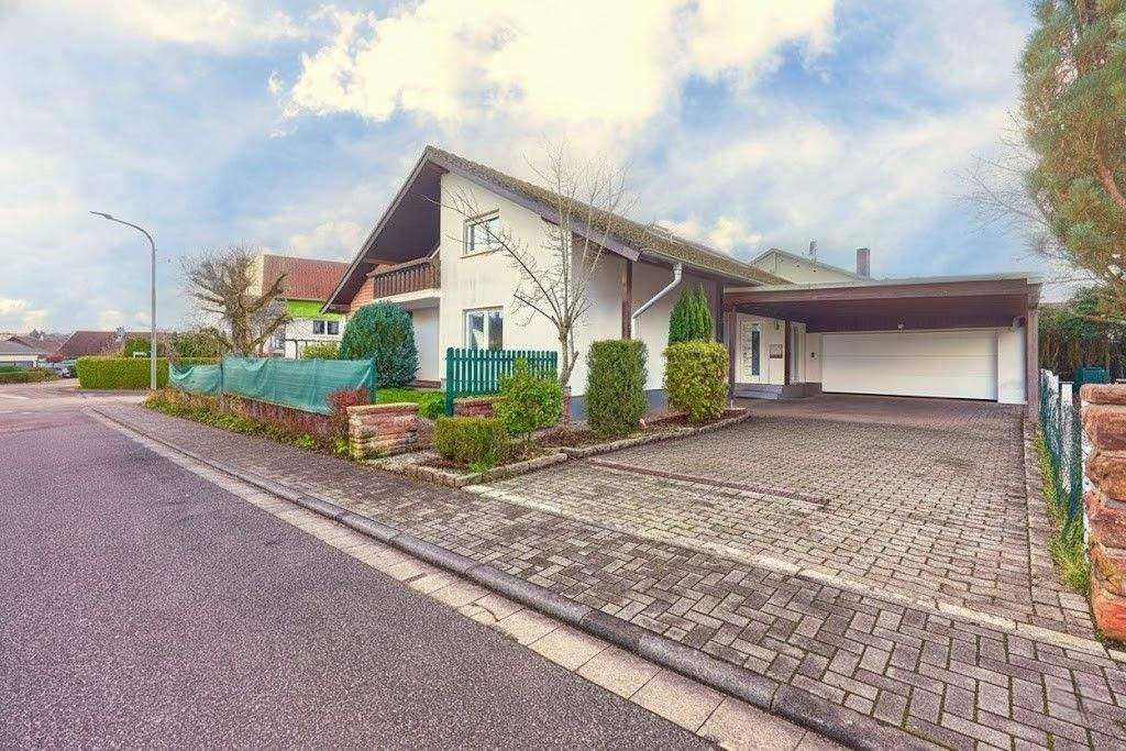 Thumbnail-Bezugsfertiges Ein-Zweifamilienhaus auf schönem Eckgrundstück