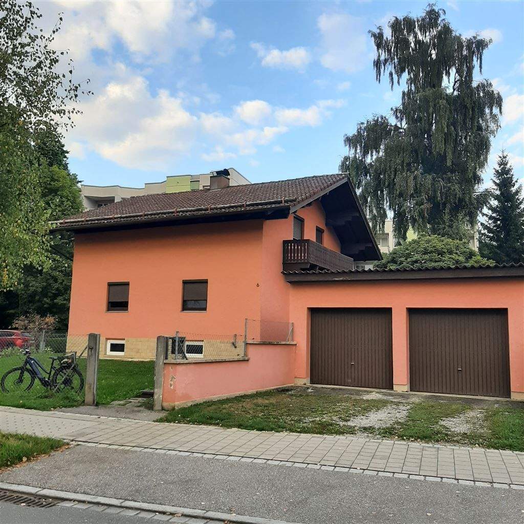 Thumbnail-*Älteres, charmantes Häuschen zum Herrichten, in beliebter Lage, am südlichen Stadtrand von Rosenheim*