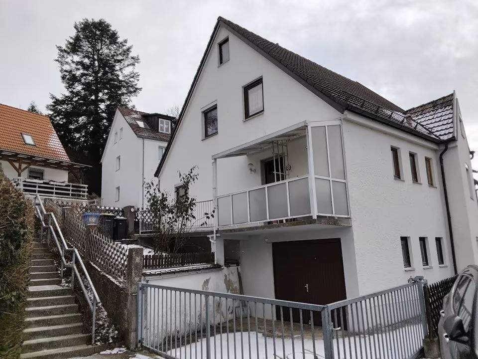 Thumbnail-Kleines Stadthaus, großes Potenzial: 4 Zimmer, Garage & Dachboden in Top-Lage
