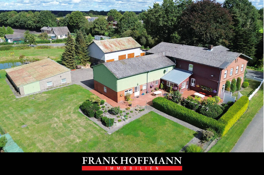 Thumbnail-Resthof mit Nebengebäuden und Erweiterungsmöglichkeiten in Hartenholm